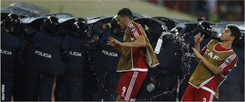 /